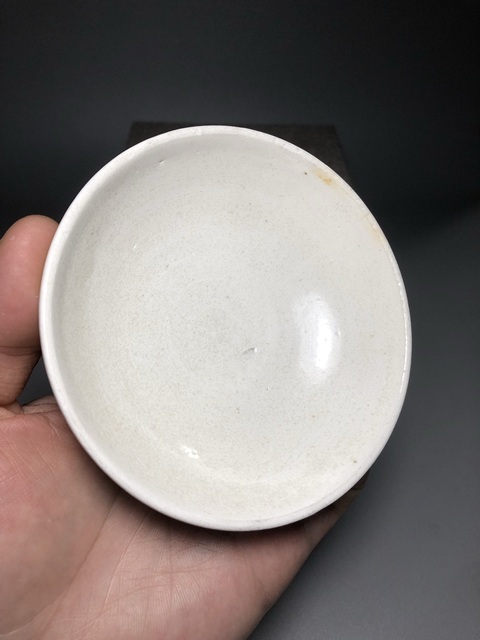 古玩陶瓷白釉盞真品鑒賞圖
