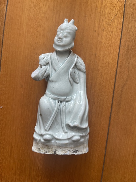 古玩陶瓷青白釉人物造像真品鑒賞圖