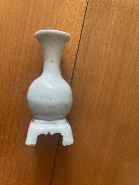 古玩陶瓷青白釉連座瓶真品鑒賞圖