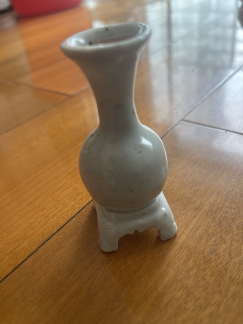 古玩陶瓷青白釉連座瓶真品鑒賞圖