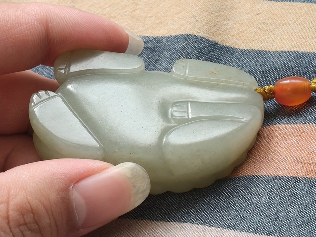 古玩玉器現(xiàn)代和田玉工藝品真品鑒賞圖