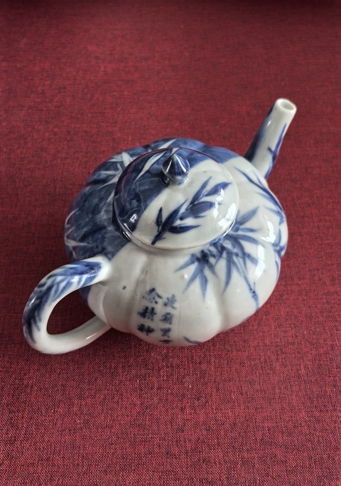 古玩陶瓷青花竹報平安詩文茶壺真品鑒賞圖