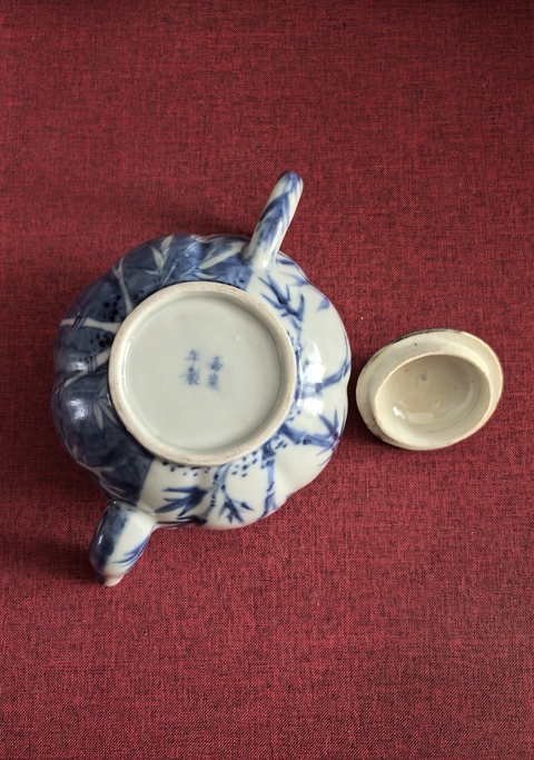 古玩陶瓷青花竹報平安詩文茶壺真品鑒賞圖