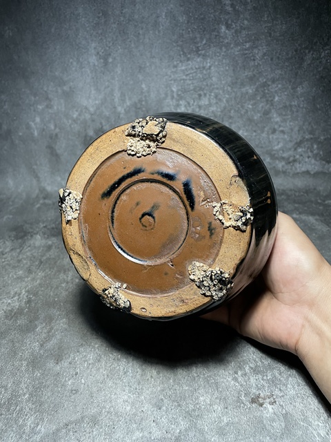 古玩陶瓷窯變黑釉高領罐真品鑒賞圖