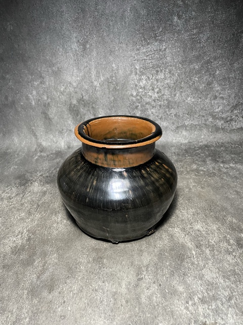 古玩陶瓷窯變黑釉高領罐真品鑒賞圖