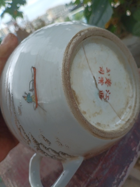 古玩陶瓷粉彩雪景圖大號壺拍賣,當前價格0元