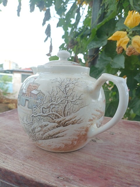 古玩陶瓷粉彩雪景圖大號壺拍賣,當前價格0元
