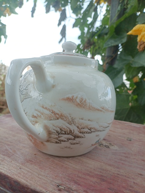 古玩陶瓷粉彩雪景圖大號壺拍賣,當前價格0元