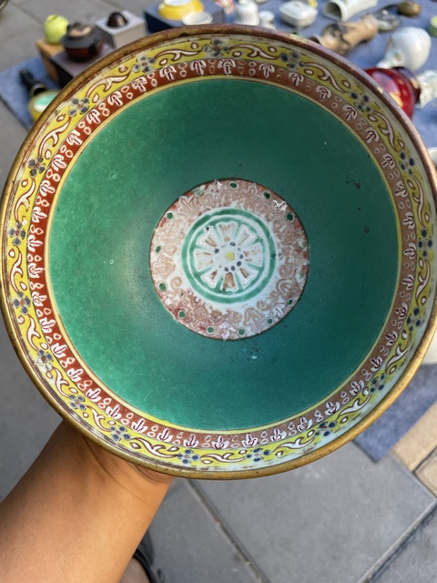 古玩陶瓷粉彩碗真品鑒賞圖