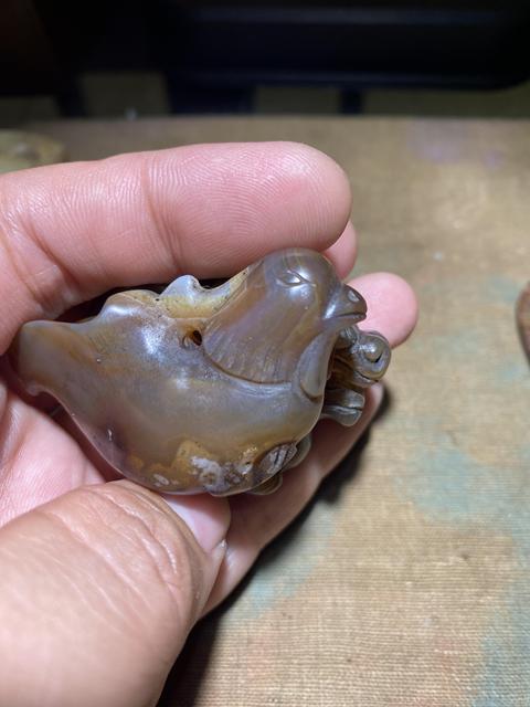 古玩玉器瑪瑙雕刻瑞獸掛件真品鑒賞圖
