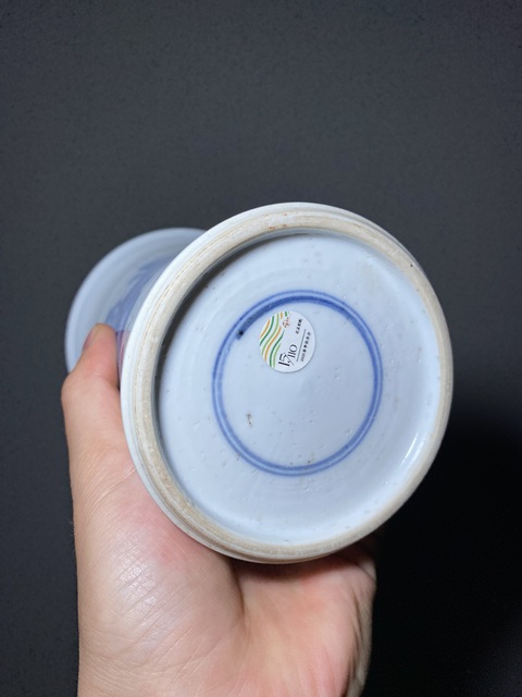 古玩陶瓷清康熙青花山水人物束腰筆筒拍賣，當前價格20000元