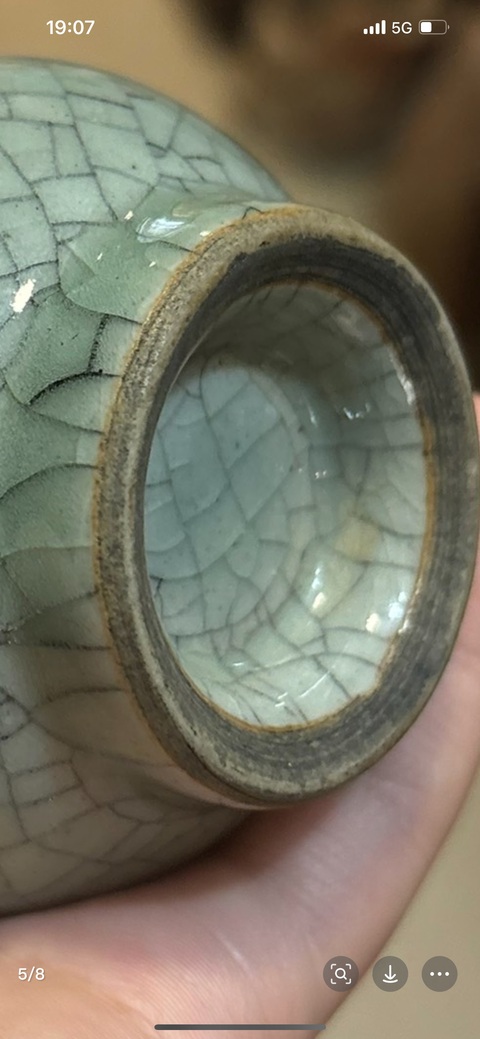 古玩陶瓷哥釉瓶真品鑒賞圖