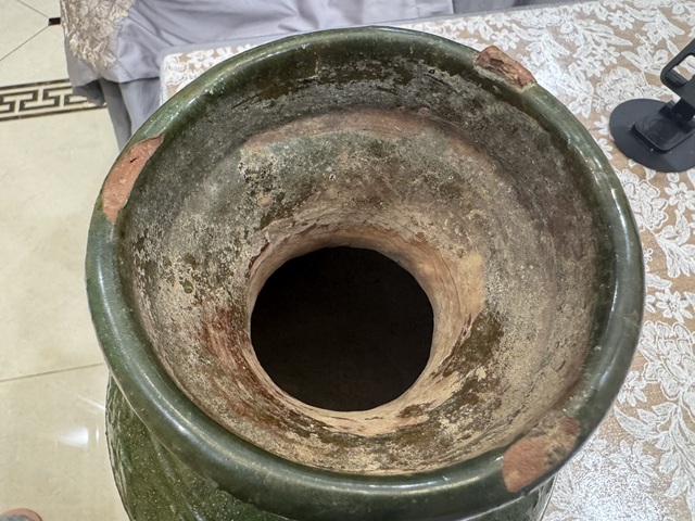 古玩陶瓷漢綠釉罐真品鑒賞圖