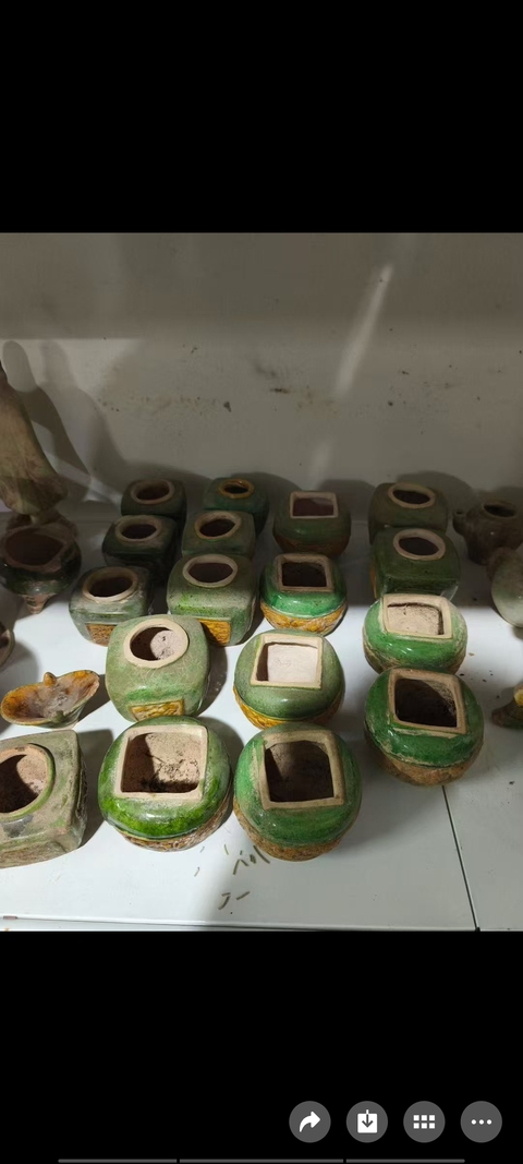古玩陶瓷三彩器真品鑒賞圖