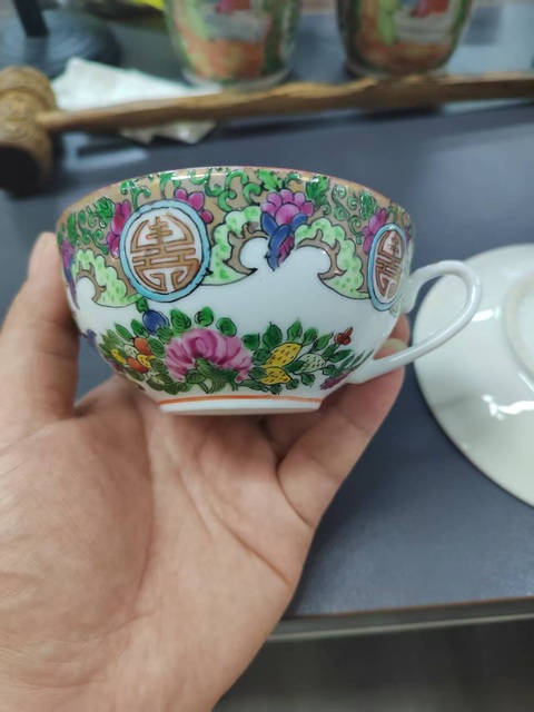 古玩陶瓷廣彩杯盤真品鑒賞圖