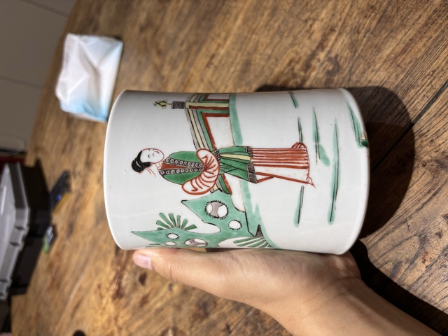 古玩陶瓷五彩人物故事紋筆筒真品鑒賞圖