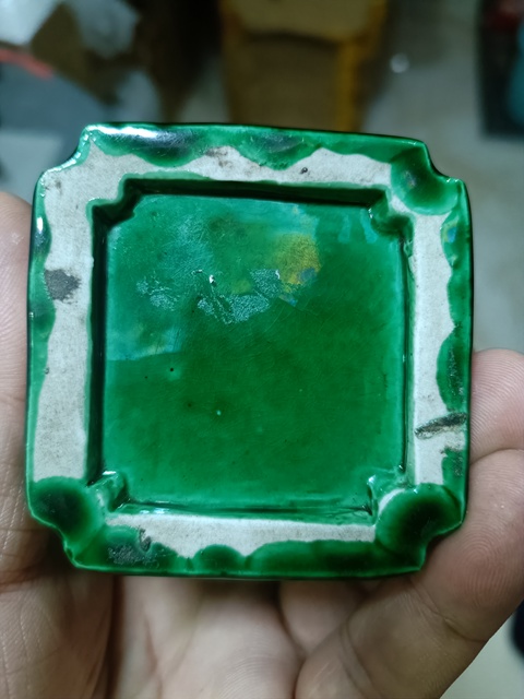 古玩陶瓷清末民初綠釉四方水盂真品鑒賞圖