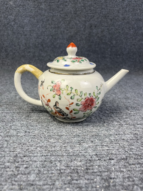 古玩陶瓷粉彩花鳥紋壺拍賣，當前價格788元
