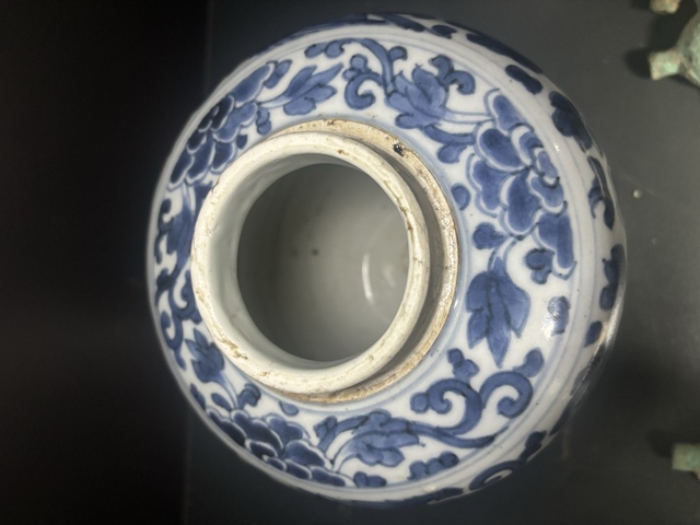 古玩陶瓷明·獅子穿花罐拍賣，當前價格5500元