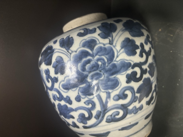 古玩陶瓷明·獅子穿花罐拍賣，當前價格5500元