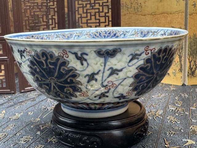 古玩陶瓷青花斗彩寶相花大碗拍賣，當前價格13800元