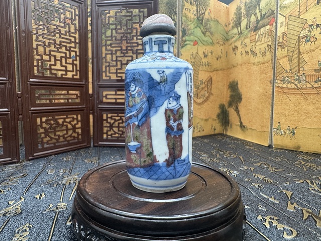 古玩陶瓷青花釉里紅（開封府）人物鼻煙壺拍賣，當前價格18800元