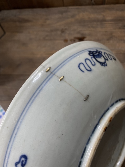 古玩陶瓷壽字紋梵字紋青花盤真品鑒賞圖