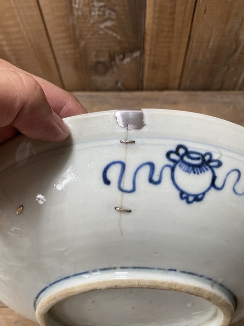 古玩陶瓷壽字紋梵字紋青花盤真品鑒賞圖