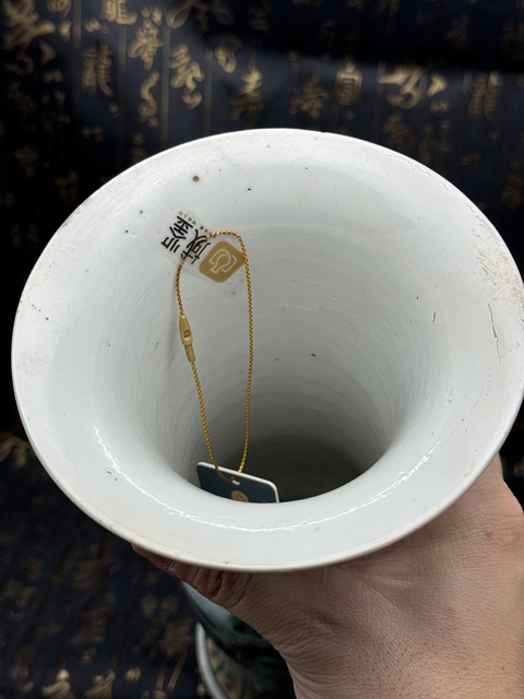 古玩陶瓷松石地五彩龍紋花觚真品鑒賞圖