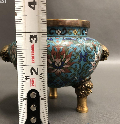 古玩陶瓷三足香爐真品鑒賞圖