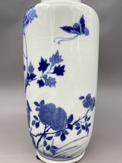 古玩陶瓷晚清 雙鳳洞石牡丹青花棒槌瓶拍賣(mài)，當(dāng)前價(jià)格7000元