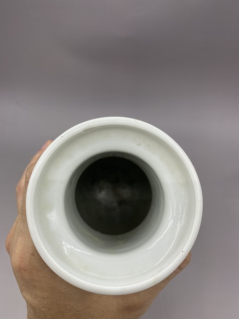 古玩陶瓷晚清 雙鳳洞石牡丹青花棒槌瓶拍賣(mài)，當(dāng)前價(jià)格7000元