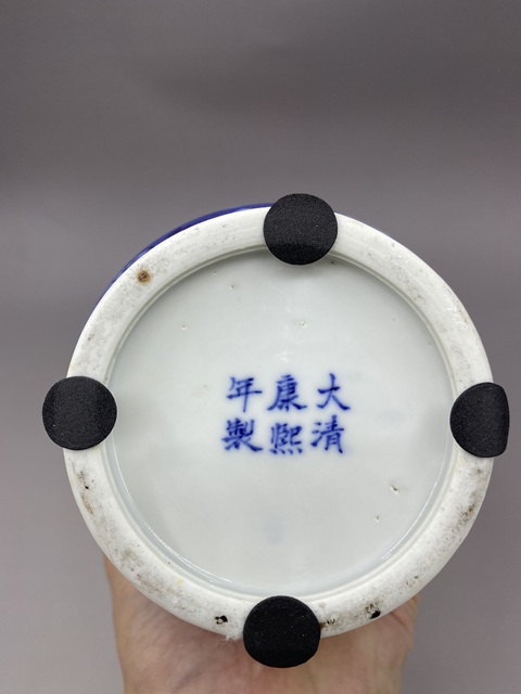 古玩陶瓷晚清 雙鳳洞石牡丹青花棒槌瓶拍賣(mài)，當(dāng)前價(jià)格7000元