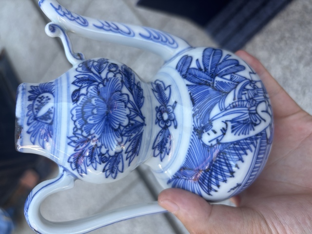 古玩陶瓷青花線描人物葫蘆型執(zhí)壺真品鑒賞圖