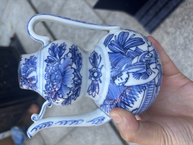古玩陶瓷青花線描人物葫蘆型執(zhí)壺真品鑒賞圖