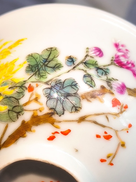 古玩陶瓷花鳥紋粉彩茶圓真品鑒賞圖