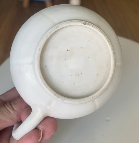 古玩陶瓷青花刻花梨形壺真品鑒賞圖