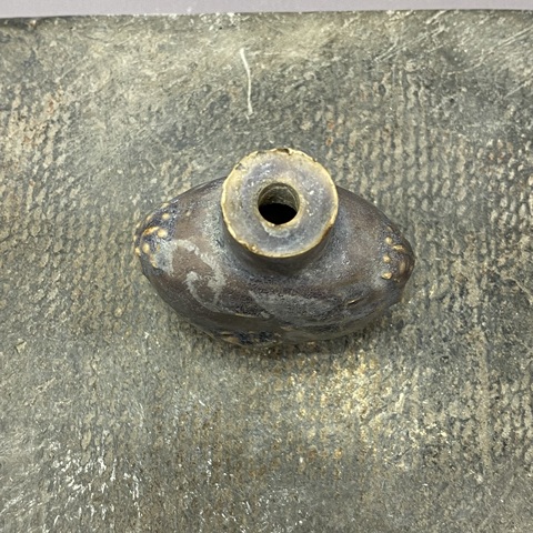 古玩陶瓷清晚期·紫釉瑞獸·鼻煙壺拍賣，當前價格890元