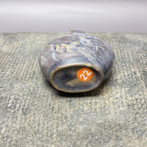 古玩陶瓷清晚期·紫釉瑞獸·鼻煙壺拍賣，當前價格890元