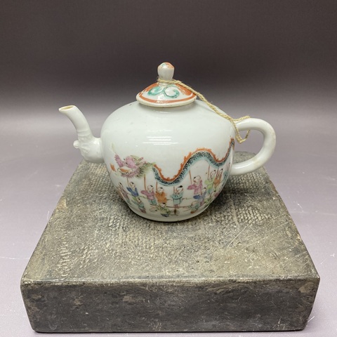古玩陶瓷百子鬧春粉彩執(zhí)壺真品鑒賞圖