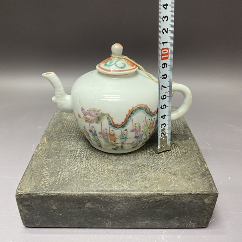 古玩陶瓷百子鬧春粉彩執(zhí)壺真品鑒賞圖