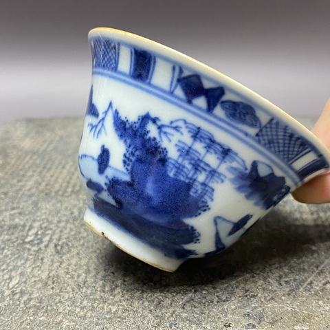 古玩陶瓷人物山水青花杯真品鑒賞圖