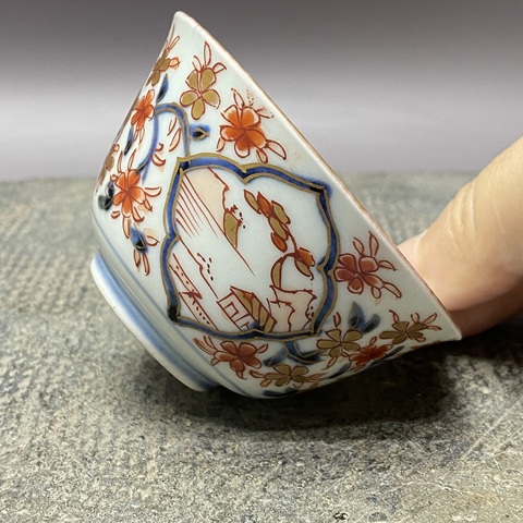 古玩陶瓷青花礬紅杯真品鑒賞圖