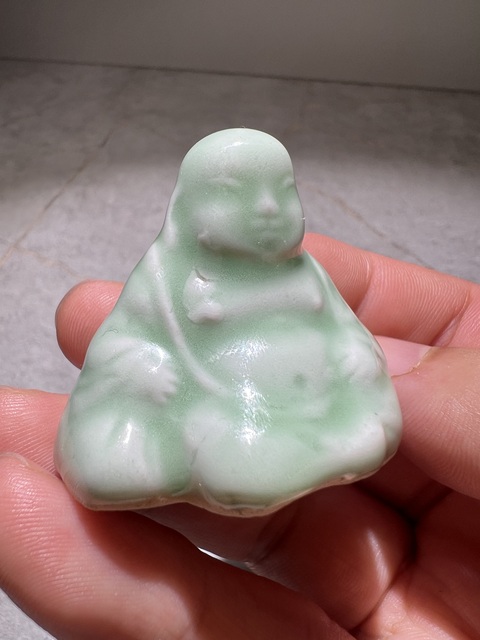 古玩陶瓷豆青釉彌勒隨身佛拍賣，當(dāng)前價格0元