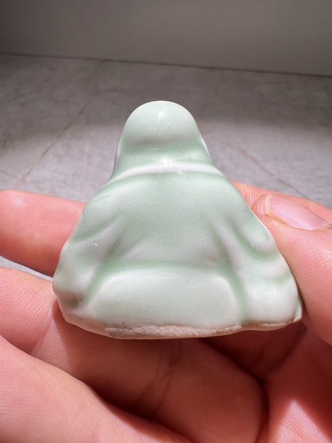 古玩陶瓷豆青釉彌勒隨身佛拍賣，當(dāng)前價格0元