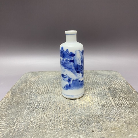 古玩陶瓷清晚期·攜琴訪友·青花鼻煙壺拍賣，當(dāng)前價(jià)格1980元
