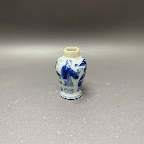 古玩陶瓷人物紋青花瓶真品鑒賞圖