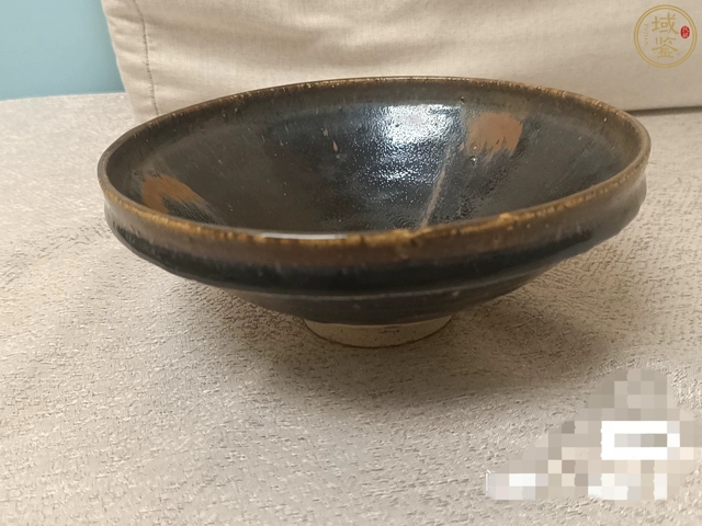 古玩陶瓷鐵銹紅盞真品鑒賞圖