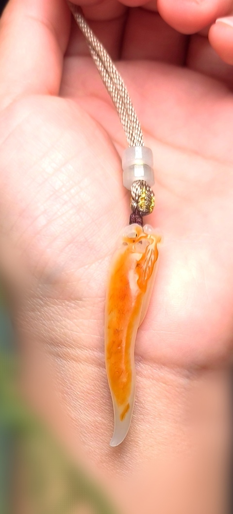 古玩玉器天然和田玉籽料雕件真品鑒賞圖