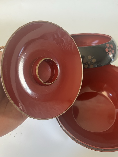 古玩雜項(xiàng)大漆盒子拍賣，當(dāng)前價(jià)格130元
